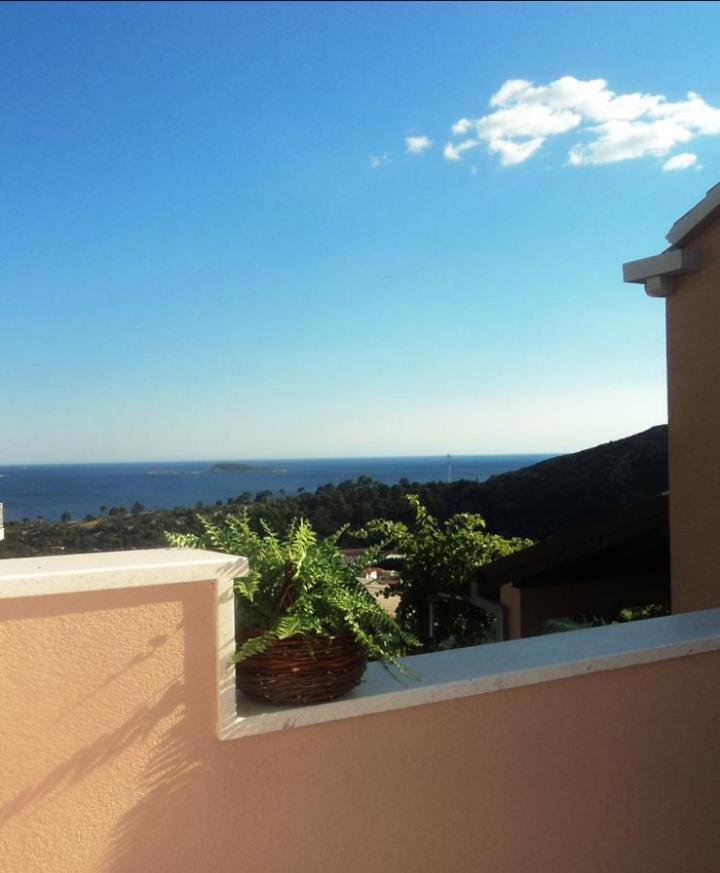 Apartments Karoma Mlini Exterior photo